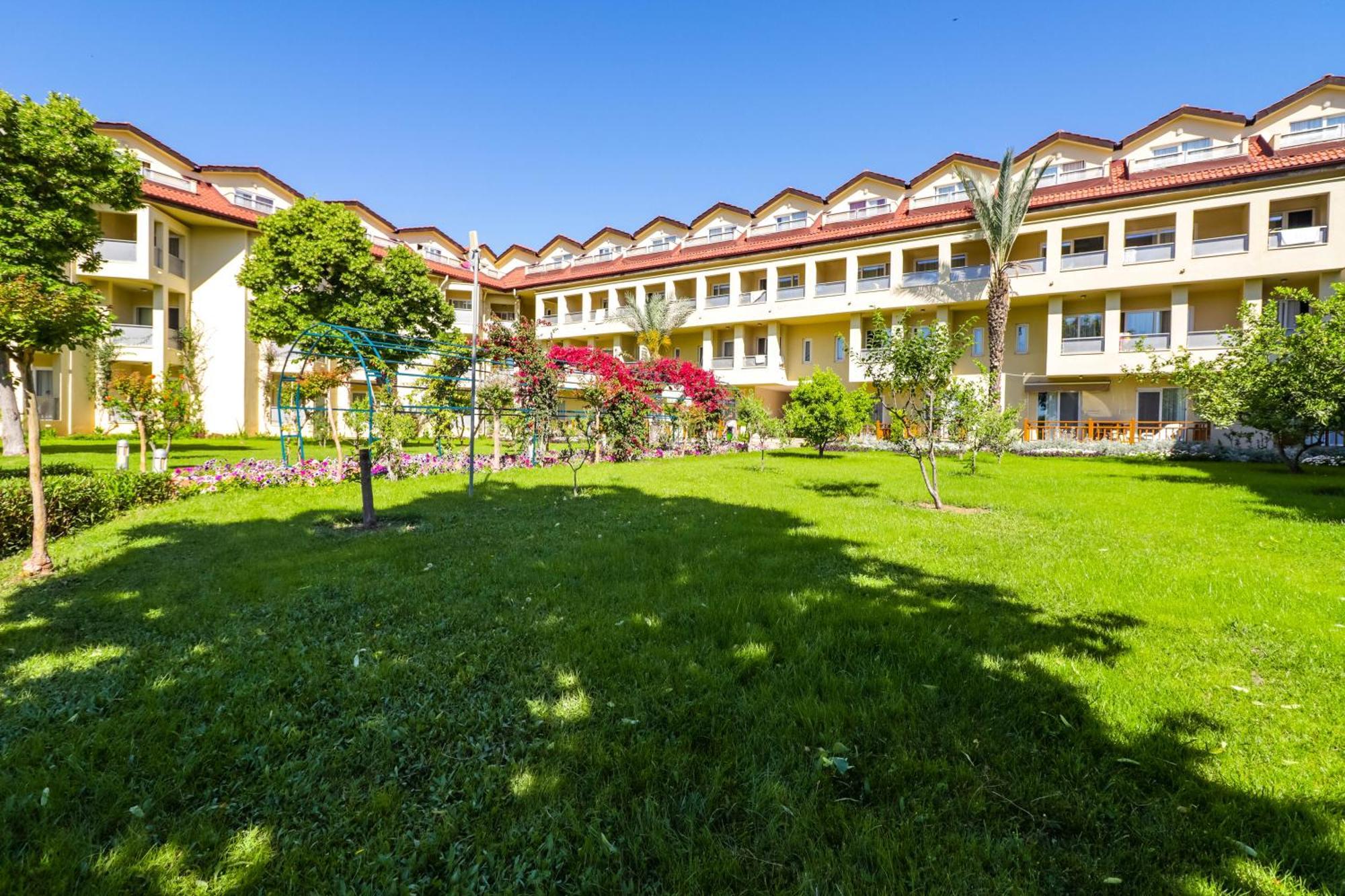 Queen'S Park Le Jardin Hotel Kemer Bagian luar foto